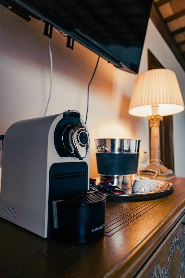 Bed And Breakfast Villa Romano Anzio Phòng bức ảnh
